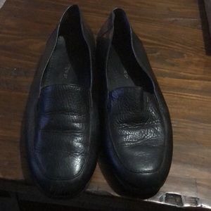 Trotters Leather loafers